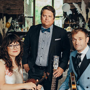 Nickel Creek live