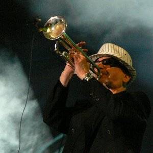 Paul Smoker Quartet 的头像