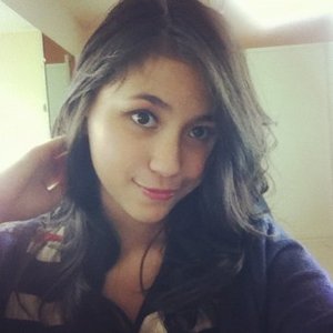 “Ashilla”的封面