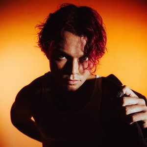 Avatar for Ashton Irwin, Kingstarlight