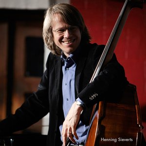 Henning Sieverts Symmetry 的头像