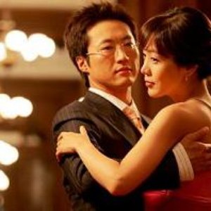 Lovers In Paris 的头像