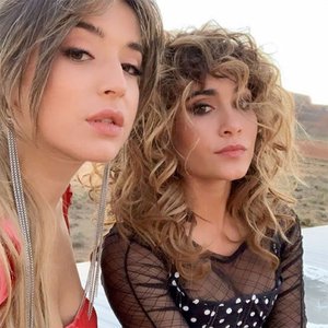 AITANA & LOLA ÍNDIGO için avatar