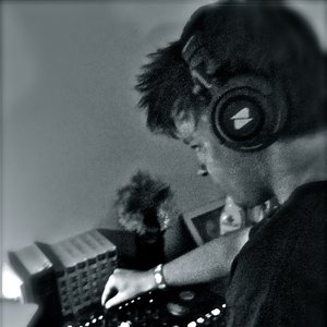 Anom DJ 的头像