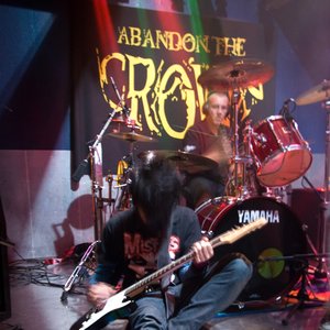 Abandon The Crown için avatar