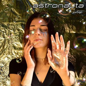 “Astronauta”的封面