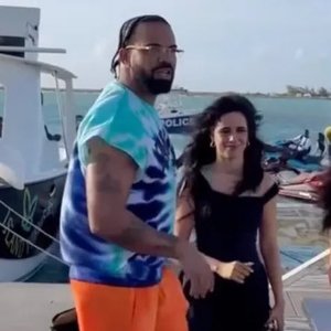 Camila Cabello feat. Drake 的头像