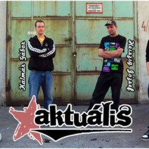 “Aktuális”的封面