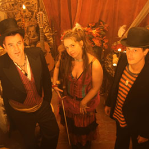 3 Daft Monkeys photo provided by Last.fm