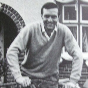 Roy Edwards 的头像
