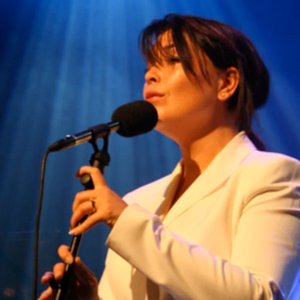 Solveig Slettahjell, Knut Reiersrud & In The Country 的头像