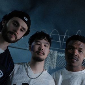 Boy Don't Cry 的头像