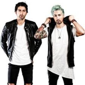 Paki & Jaro 的头像