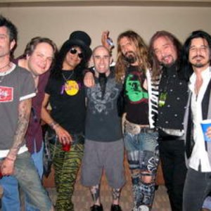 Ace Frehley, Slash, Tommy Lee, Rob Zombie, Scott Ian, Gilby Clarke 的头像