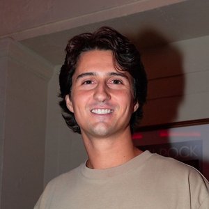 Avatar for Andrew Nak