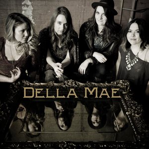 Della Mae