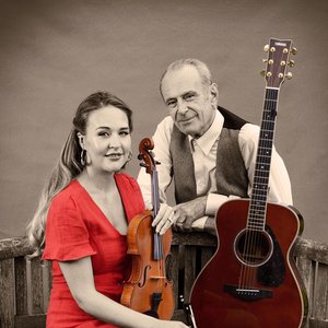 Francis Rossi & Hannah Rickard のアバター