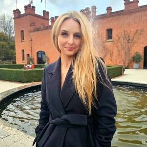 Dakota East のアバター