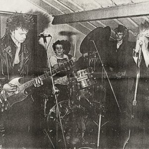 Discharge - Protest And Survive (disk 2) 的头像