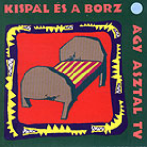 Ágy asztal tévé cover