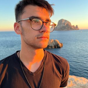 Noah Shah 的头像