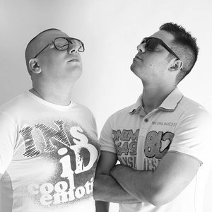 Mark F & Mike Moonnight 的头像