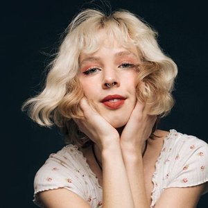 Frances Baker 的头像