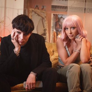 Delaney Jane & Call Me Karizma 的头像