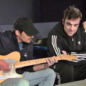 Brad Paisley & Robbie Williams 的头像