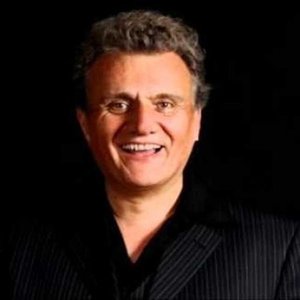 Bedri Islami 的头像