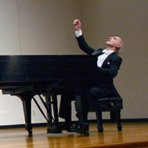 Dmitri Ratser 的头像