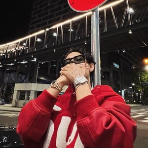 Royal 44 的头像