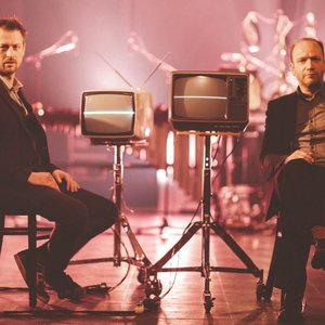 the colorist orchestra & howe gelb 的头像
