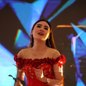 Avatar for Nella Kharisma