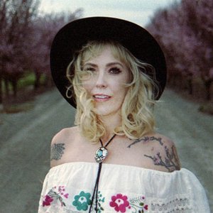 Noelle & the Deserters 的头像