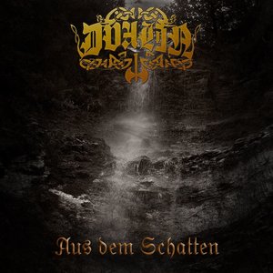 Aus dem Schatten