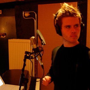 Hill Made Low 的头像