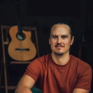 Lucas Bakker 的头像