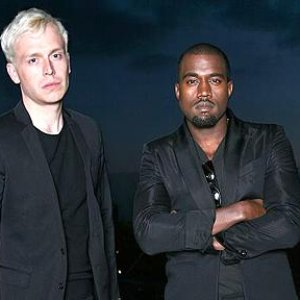 Mr Hudson feat. Kanye West 的头像