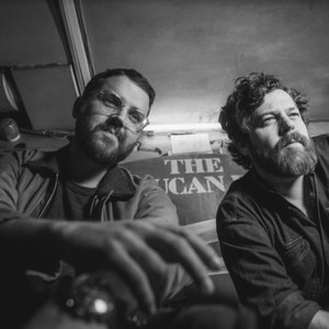 Bear's Den And Paul Frith 的头像