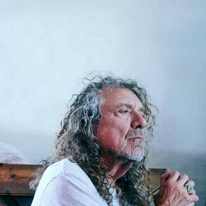 Robert Plant live