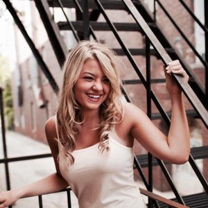 Paige Davis 的头像