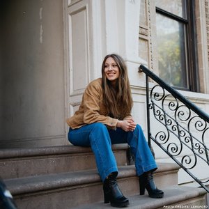 Изображение для 'Gina Brooklyn'