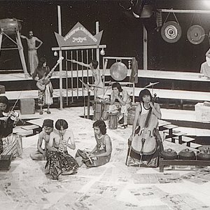 Image for 'Kelompok Kampungan'