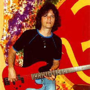 Dadi photo provided by Last.fm