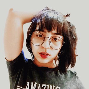 “Celena Salvino”的封面