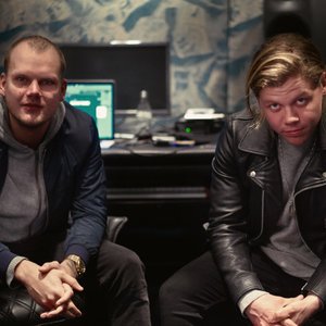 Avicii vs. Conrad Sewell 的头像