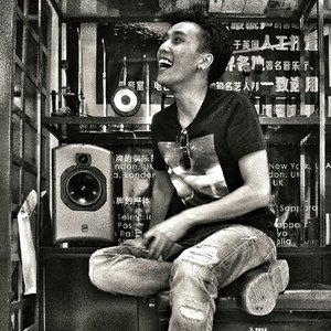 陈乐基 için avatar