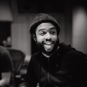 Terrace Martin için avatar