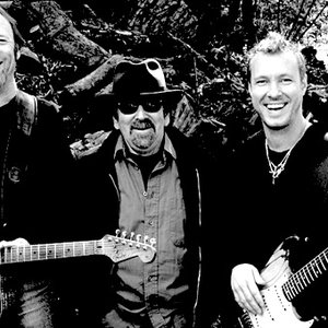 The Rides (Stephen Stills, Kenny Wayne Shepherd, Barry Goldberg) 的头像